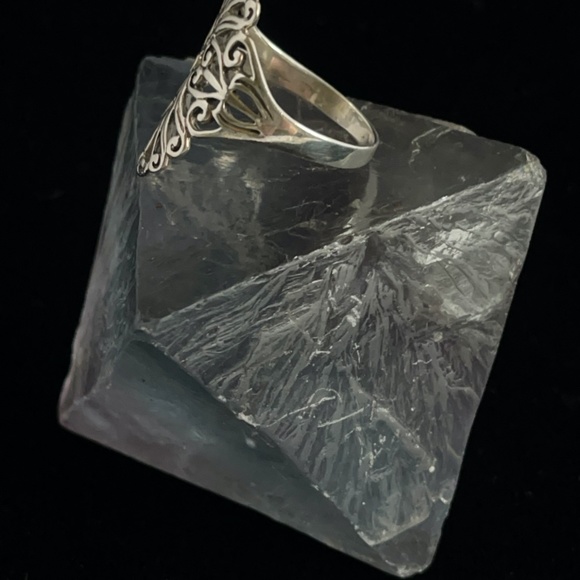 Sterling Silver Filigree Carved Ring - Picture 2 of 5
